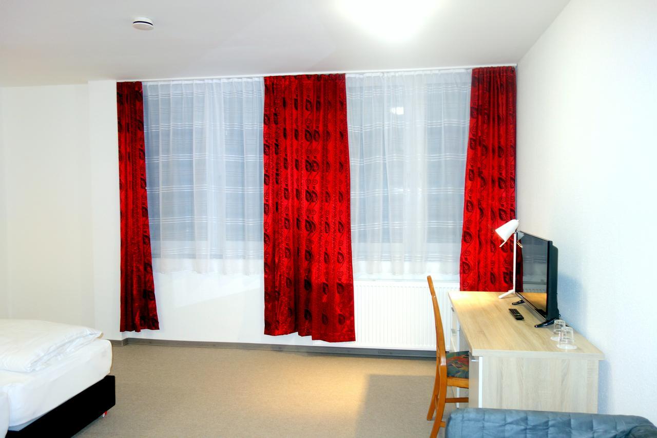 Budget Hotel Ludwigshafen Ngoại thất bức ảnh